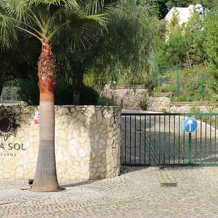 Casa De Ferias Vila Sol *