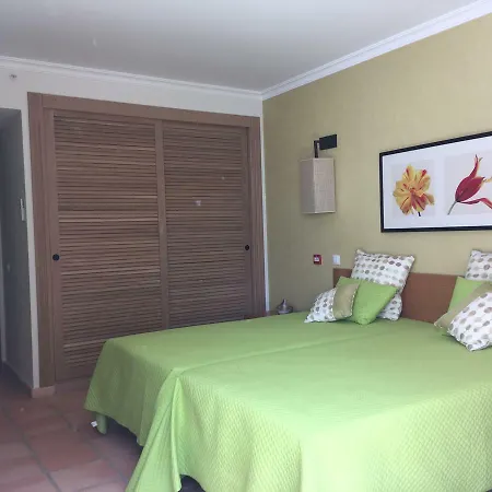 Casa De Ferias Vila Sol 公寓 *